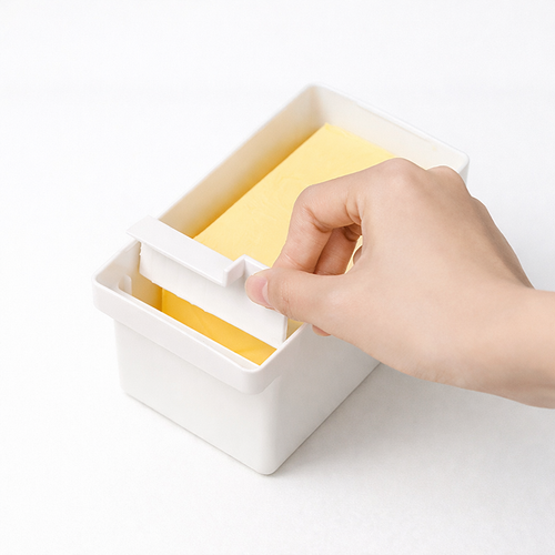 Butter cutting quantitative storage box